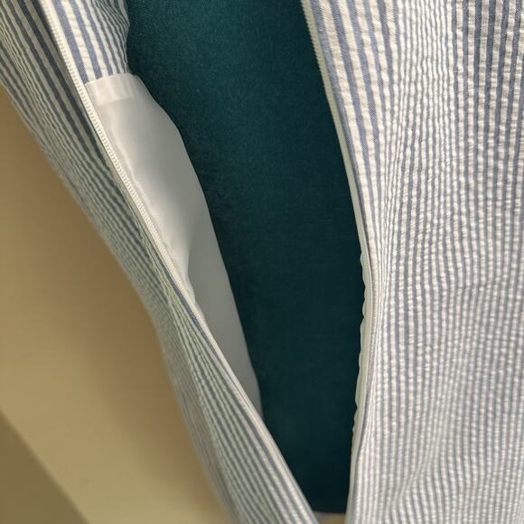 Ann Klein Women 10 Striped Blue White Sleeveless Seersucker Shift Dress Preppy - Picture 7 of 11